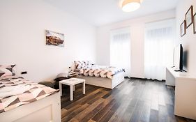 Apartmani Sterija